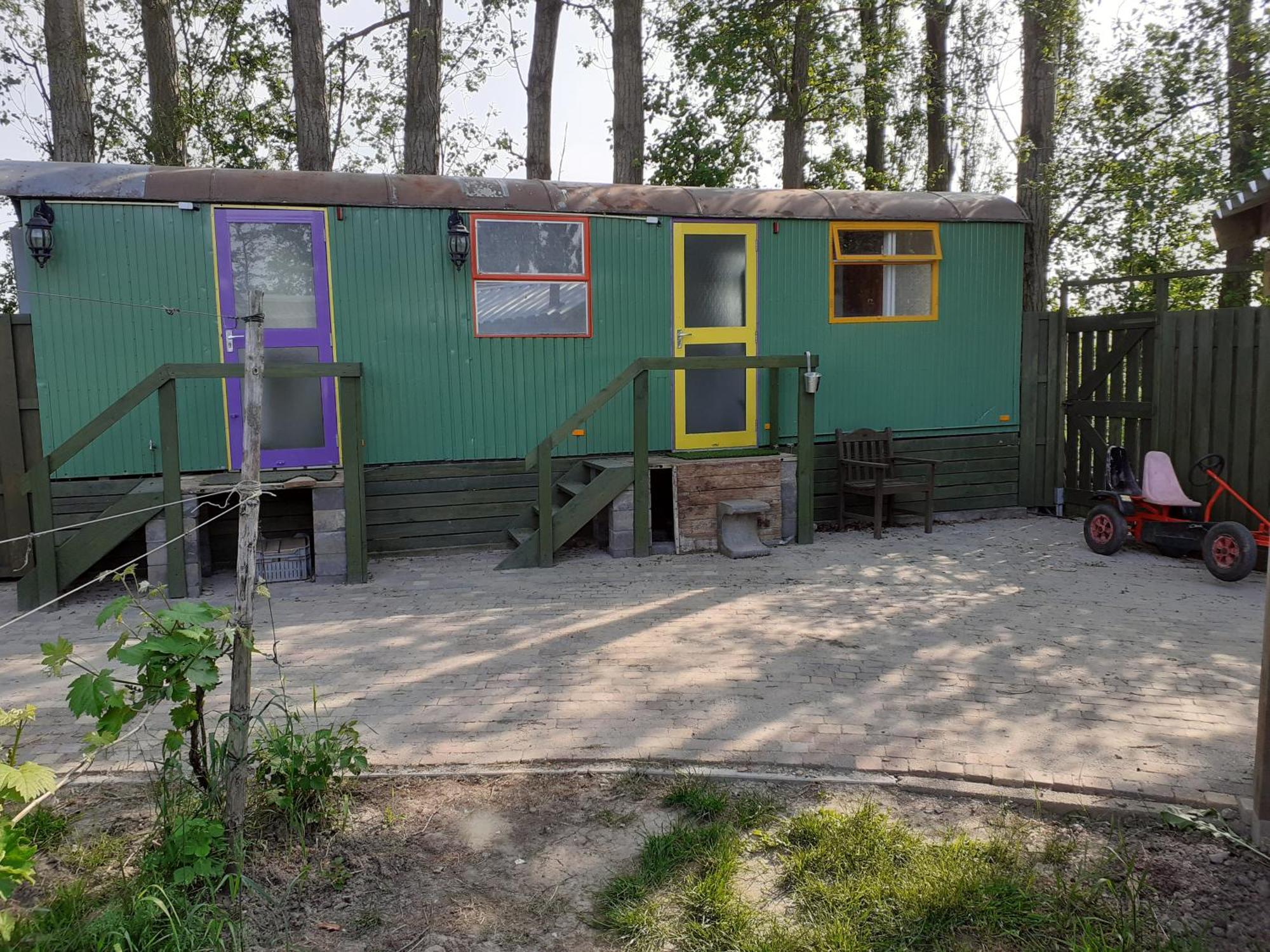 Wijndomein De Vier Ambachten -Overnachten In De Wijngaard Simonshaven Exteriér fotografie